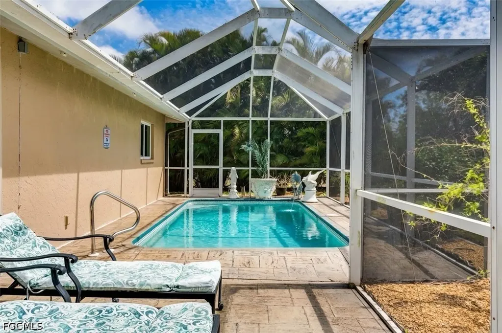 2912 SW 1st Terrace Cape Coral FL 33991