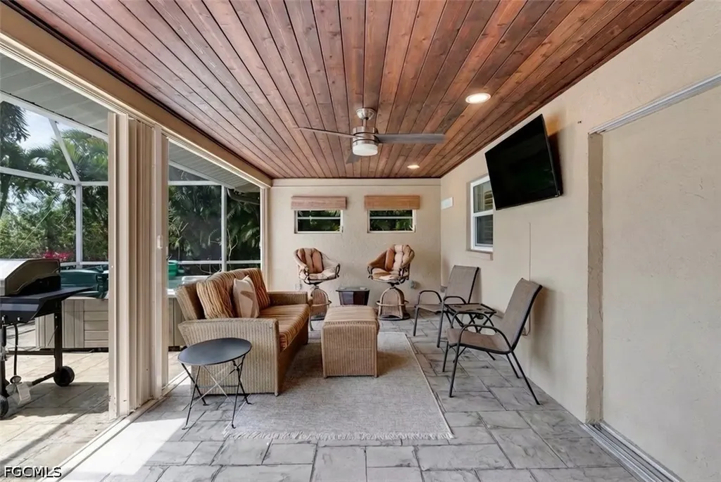 2912 SW 1st Terrace Cape Coral FL 33991