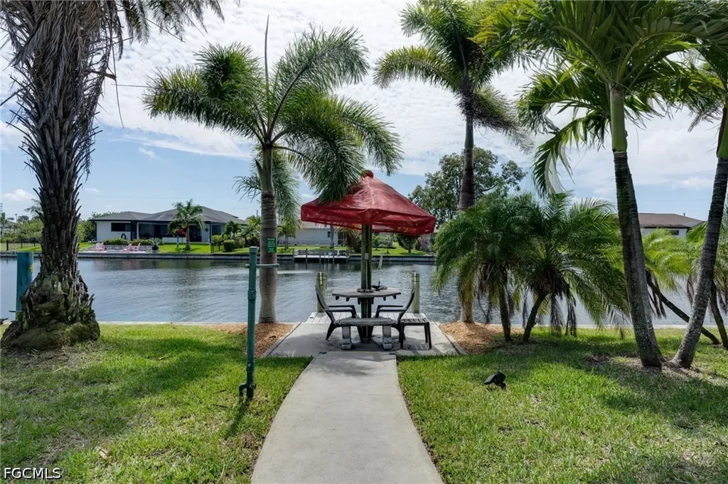 2912 SW 1st Terrace Cape Coral FL 33991