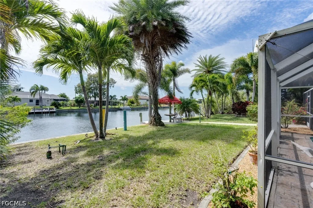 2912 SW 1st Terrace Cape Coral FL 33991