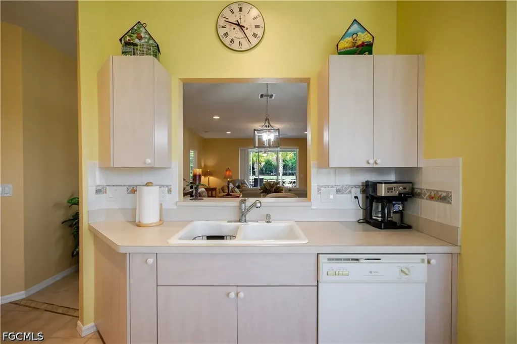 1710 Palo Duro Boulevard North Fort Myers FL 33917
