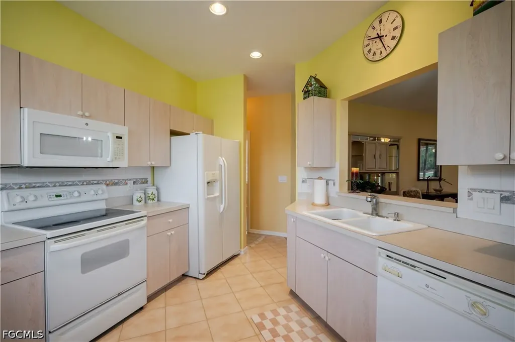 1710 Palo Duro Boulevard North Fort Myers FL 33917