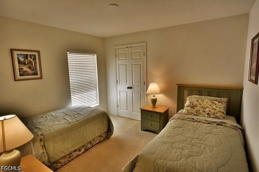 8887 Falcon Pointe Loop Fort Myers FL 33912