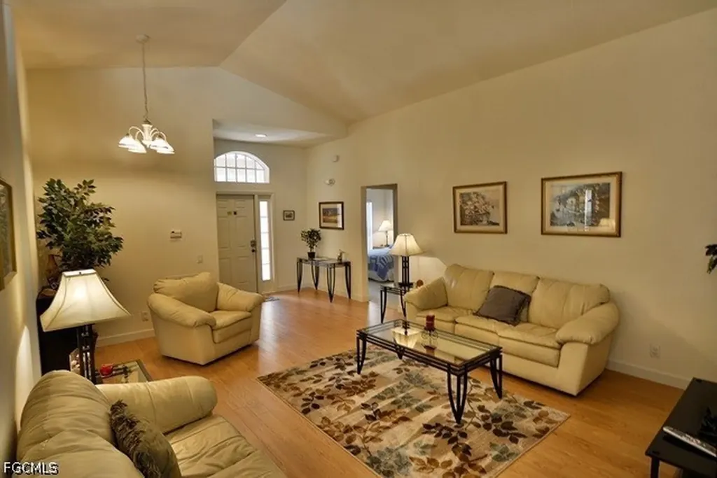 8887 Falcon Pointe Loop Fort Myers FL 33912