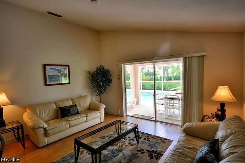 8887 Falcon Pointe Loop Fort Myers FL 33912