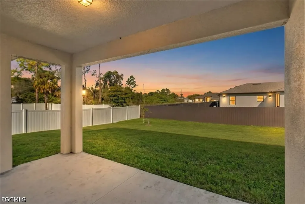 761 Nina Avenue S Lehigh Acres FL 33974
