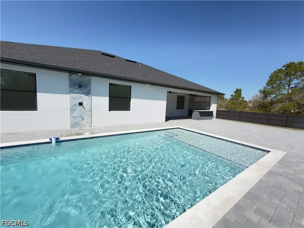 1602 Mcarthur Avenue Lehigh Acres FL 33972