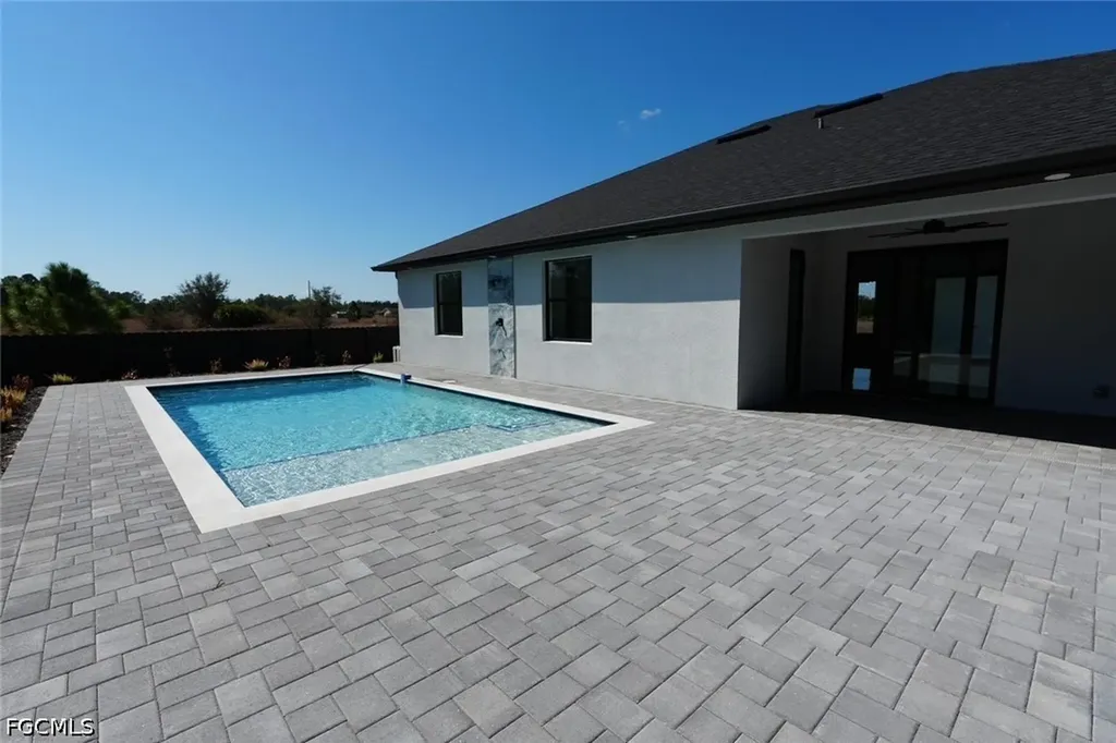 1602 Mcarthur Avenue Lehigh Acres FL 33972
