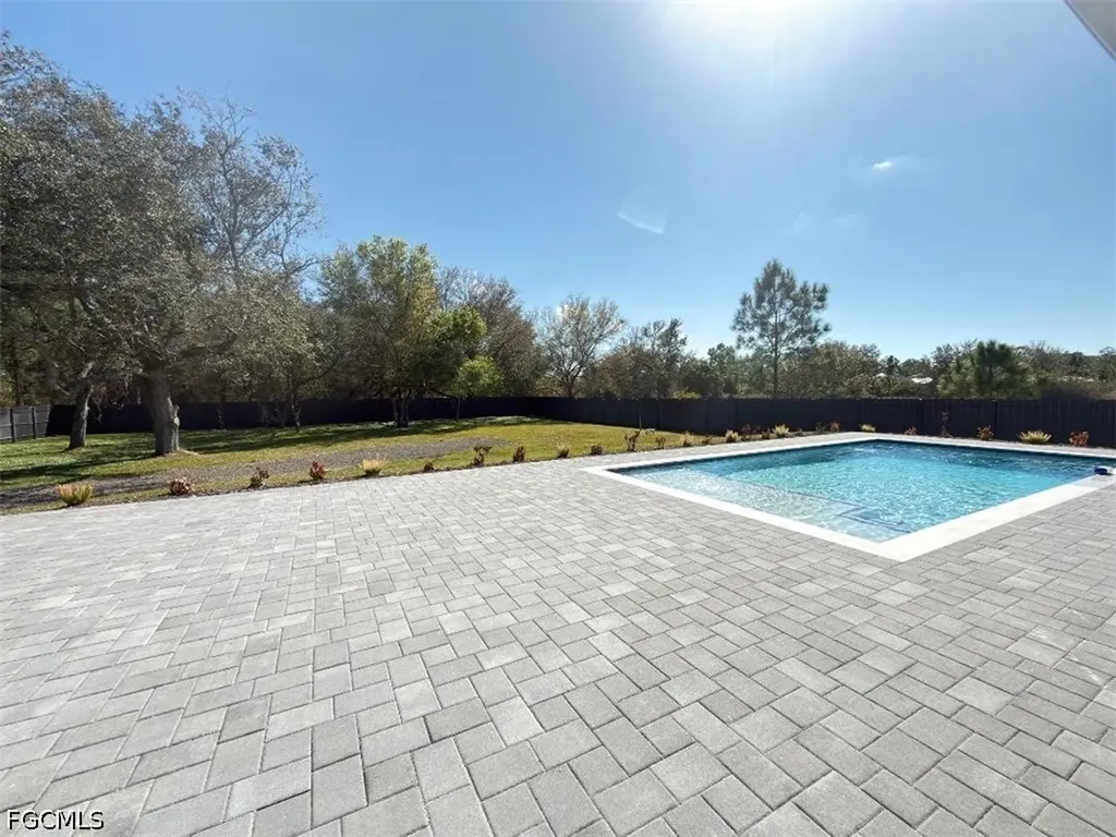 1602 Mcarthur Avenue Lehigh Acres FL 33972