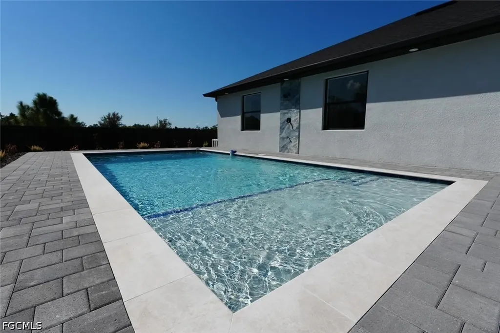 1602 Mcarthur Avenue Lehigh Acres FL 33972