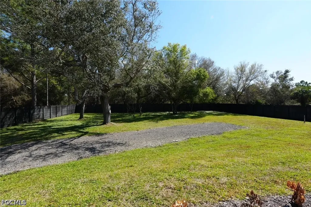 1602 Mcarthur Avenue Lehigh Acres FL 33972