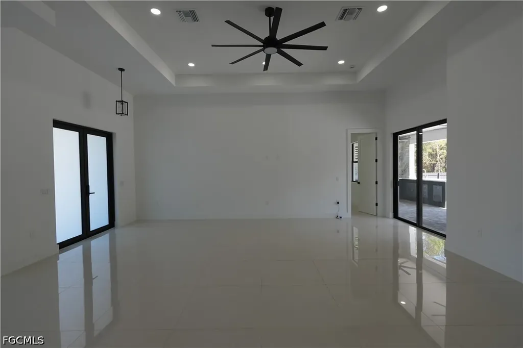 1602 Mcarthur Avenue Lehigh Acres FL 33972