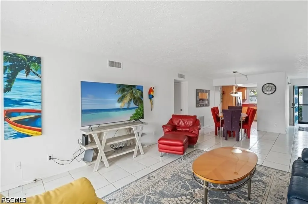 1006 SE 46th Street Cape Coral FL 33904