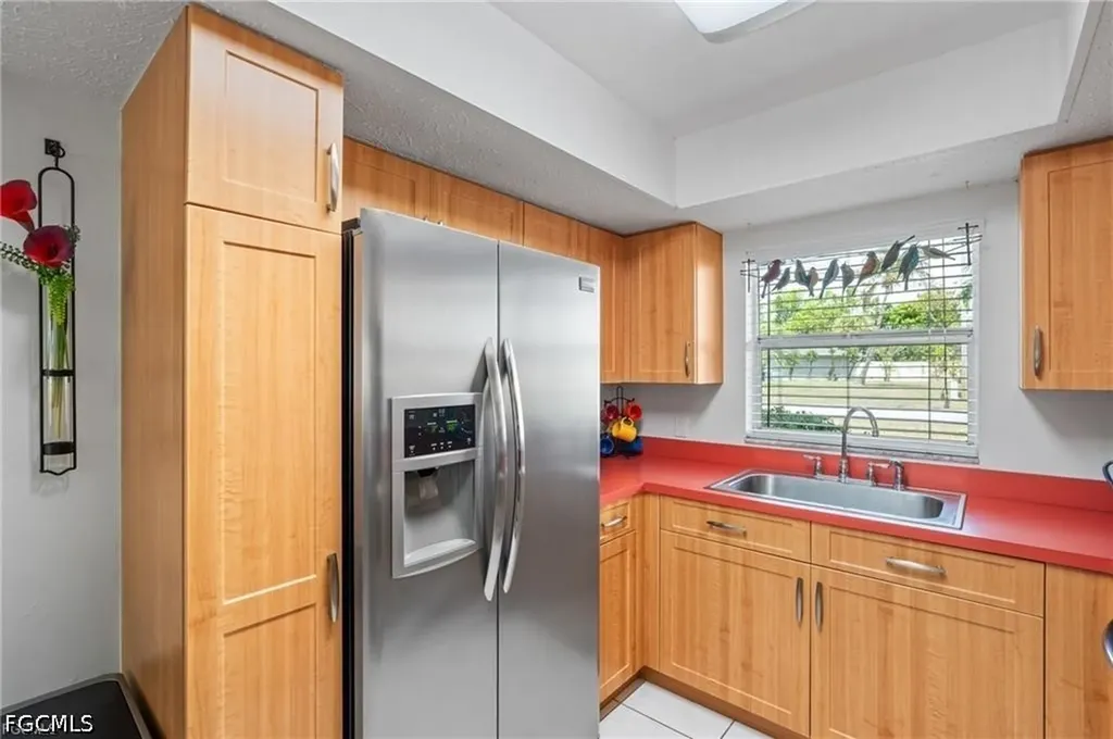 1006 SE 46th Street Cape Coral FL 33904