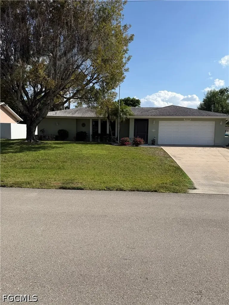 2216 SE 3rd Street Cape Coral FL 33990