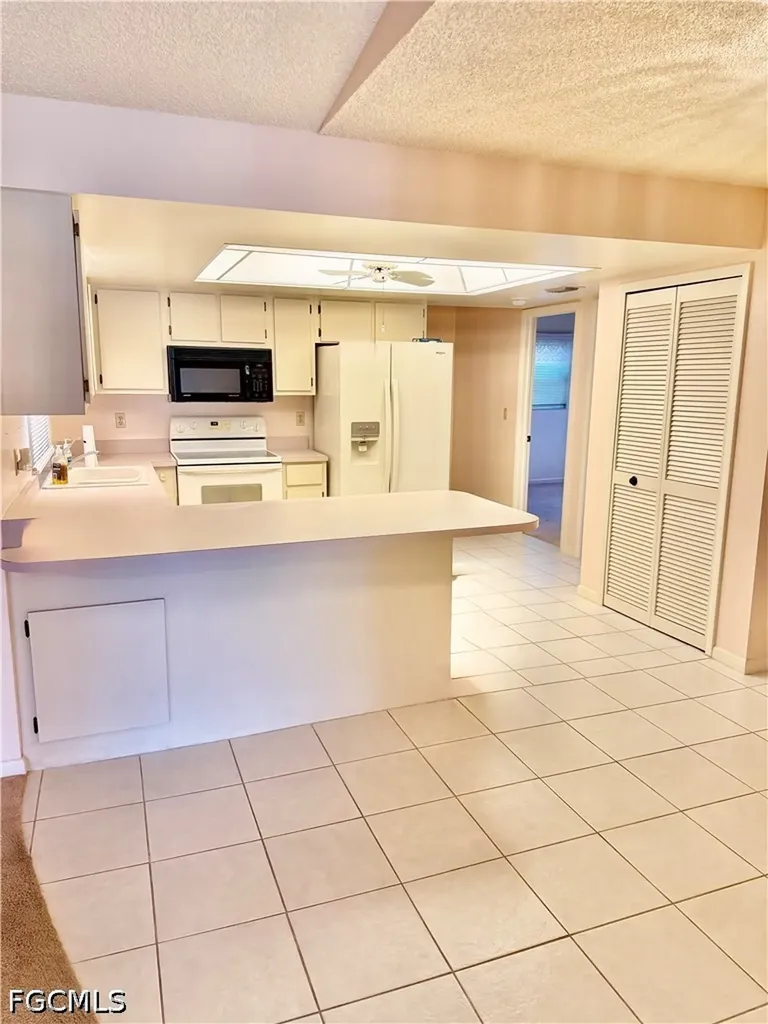 2216 SE 3rd Street Cape Coral FL 33990