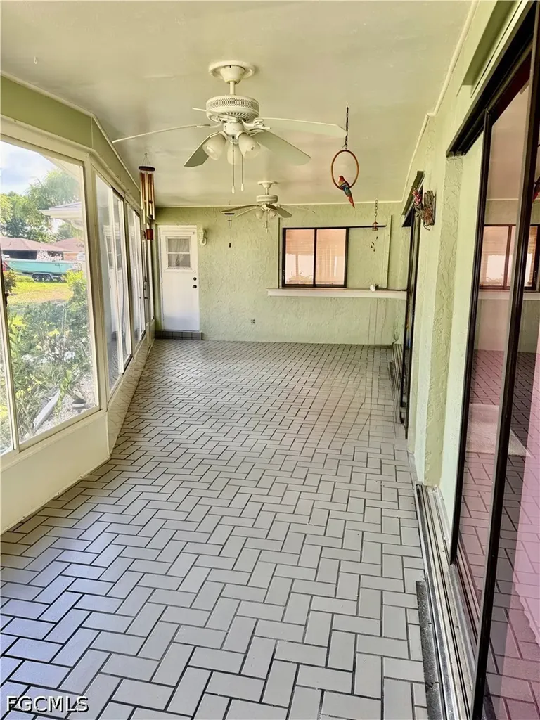 2216 SE 3rd Street Cape Coral FL 33990