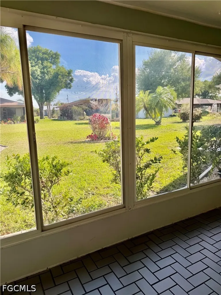 2216 SE 3rd Street Cape Coral FL 33990
