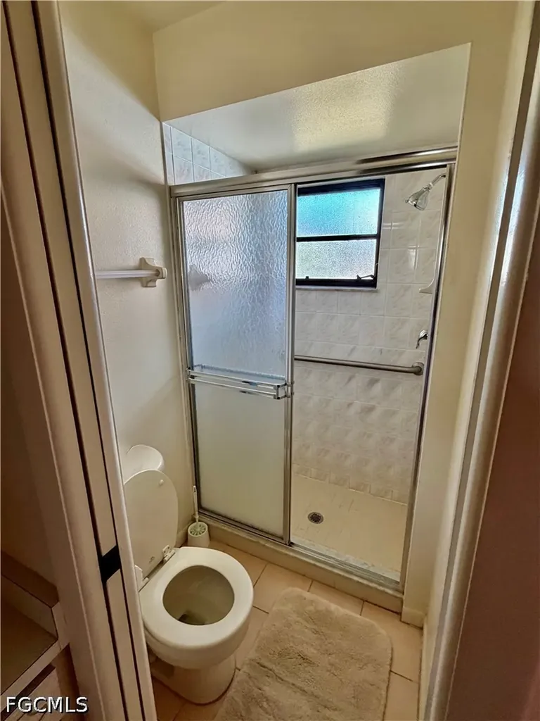 2216 SE 3rd Street Cape Coral FL 33990