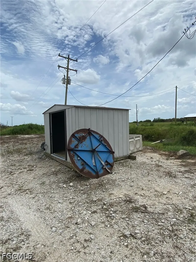 5567 5th Road Labelle FL 33935
