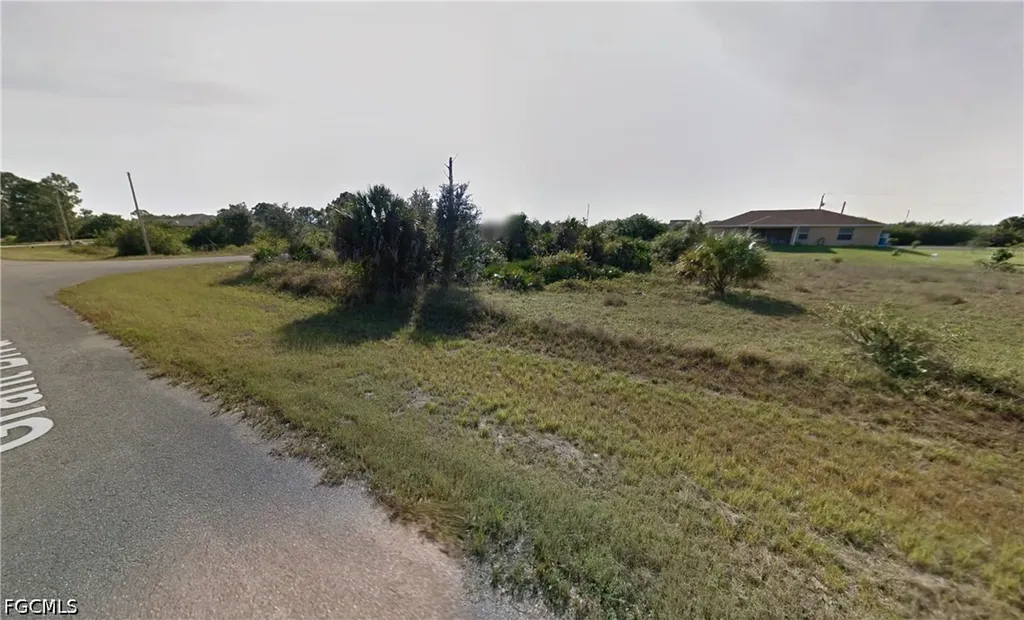 624/626 Grant Boulevard Lehigh Acres FL 33974
