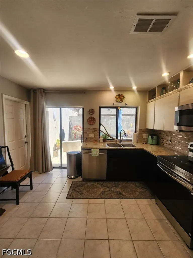 5873 Wyldewood Lakes Court Fort Myers FL 33919