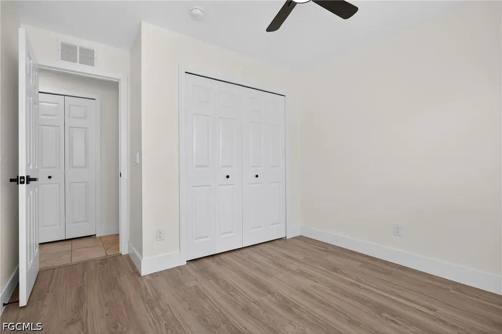 1213 SW 10th Place Cape Coral FL 33991