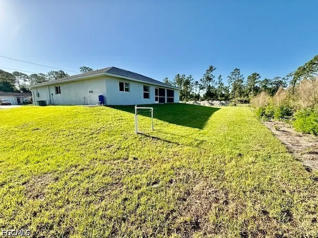 1017 Maple Avenue N Lehigh Acres FL 33972