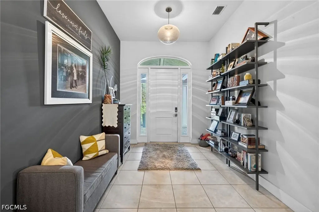 12251 Mcgregor Boulevard Fort Myers FL 33919