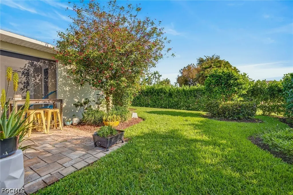 12251 Mcgregor Boulevard Fort Myers FL 33919