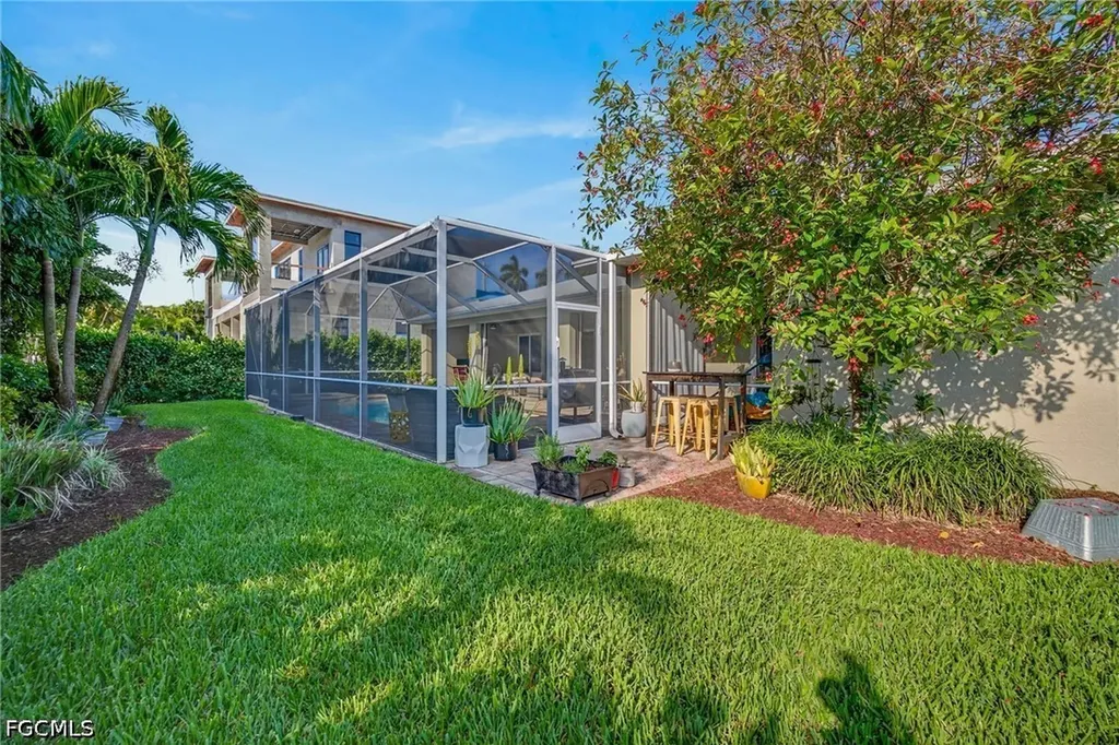 12251 Mcgregor Boulevard Fort Myers FL 33919