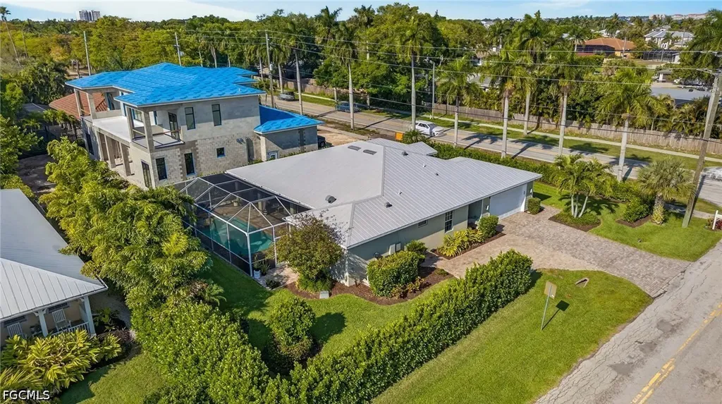 12251 Mcgregor Boulevard Fort Myers FL 33919