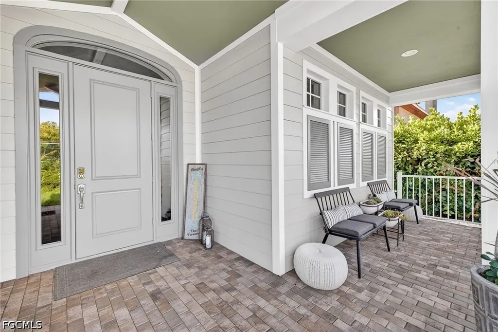 12251 Mcgregor Boulevard Fort Myers FL 33919