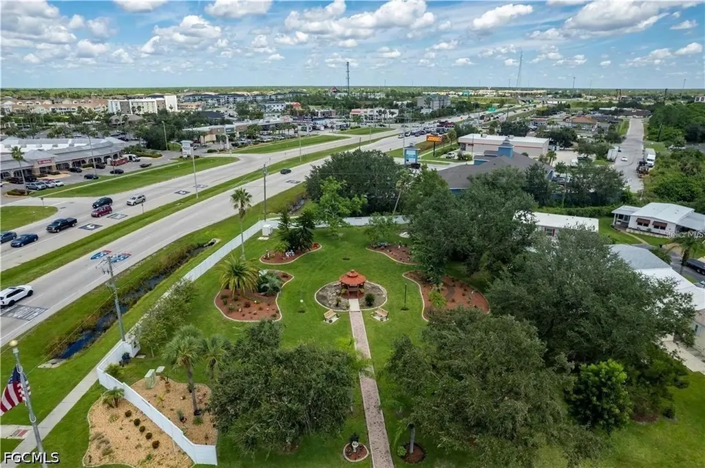 1000 Kings Highway Port Charlotte FL 33980