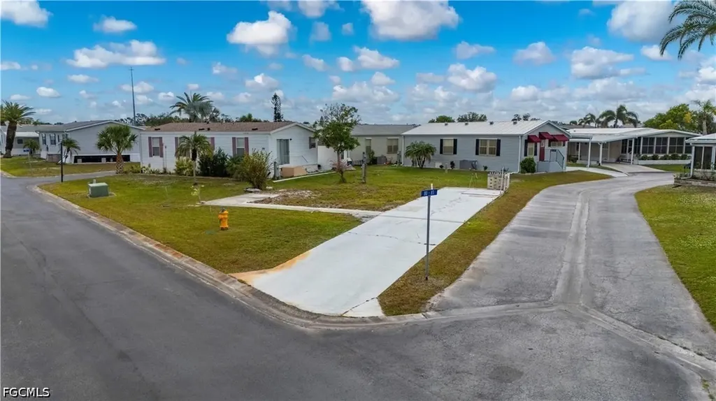 1000 Kings Highway Port Charlotte FL 33980