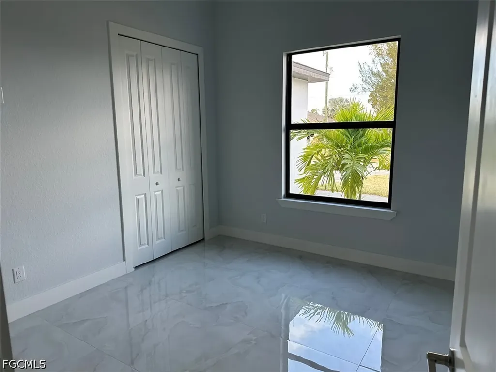 3516 SW 3rd Street Cape Coral FL 33991