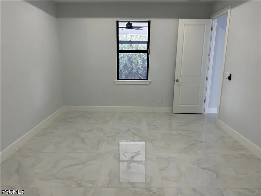 3516 SW 3rd Street Cape Coral FL 33991