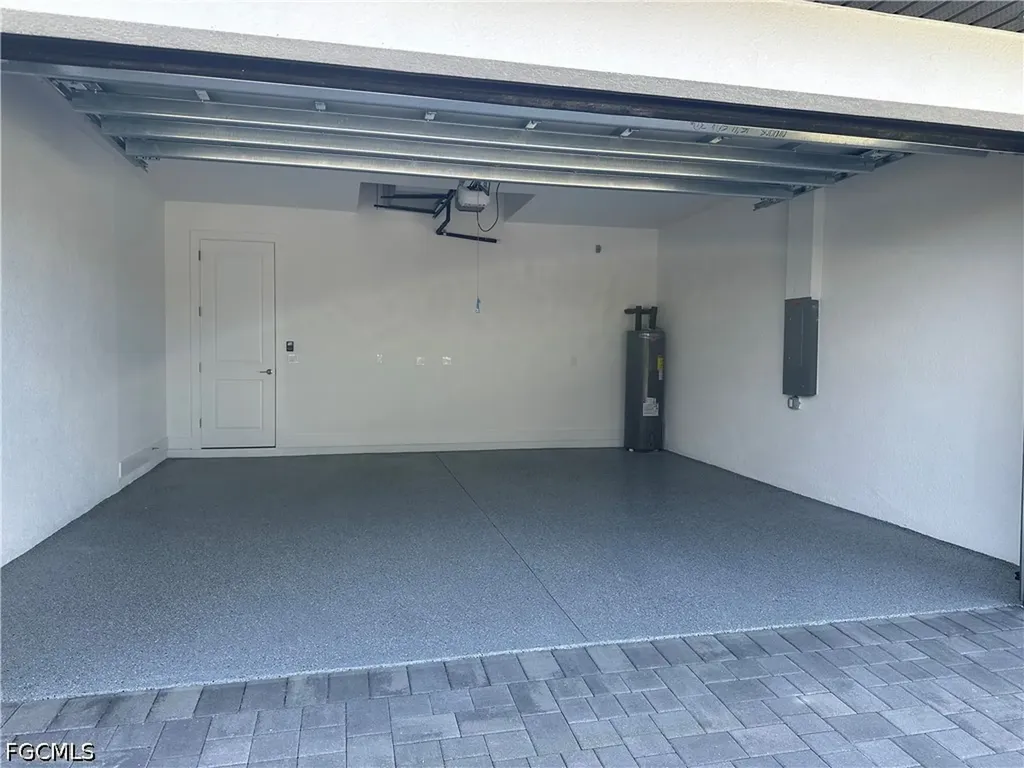3516 SW 3rd Street Cape Coral FL 33991