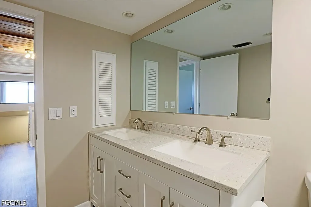 16717 Bobcat Drive Fort Myers FL 33908