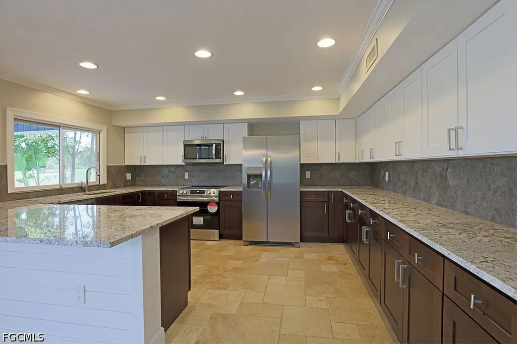 16717 Bobcat Drive Fort Myers FL 33908
