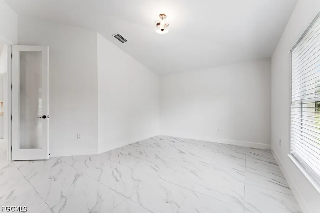 1042 Cheney Avenue S Lehigh Acres FL 33974