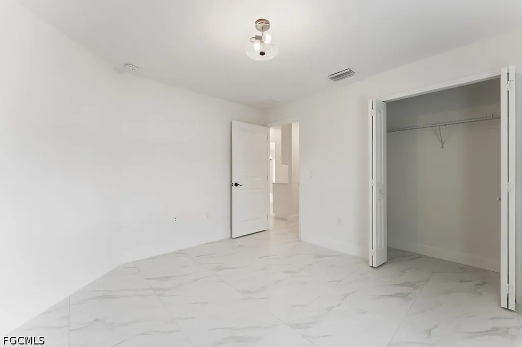 1042 Cheney Avenue S Lehigh Acres FL 33974