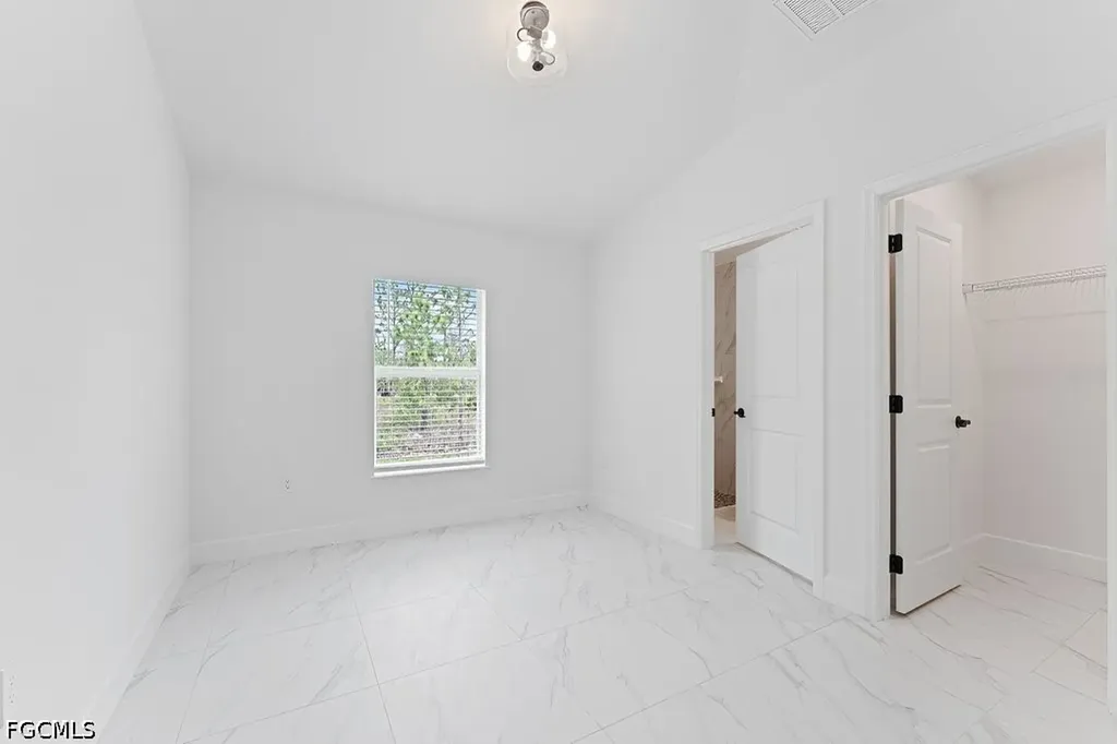 1042 Cheney Avenue S Lehigh Acres FL 33974