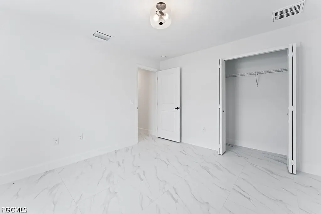 1042 Cheney Avenue S Lehigh Acres FL 33974