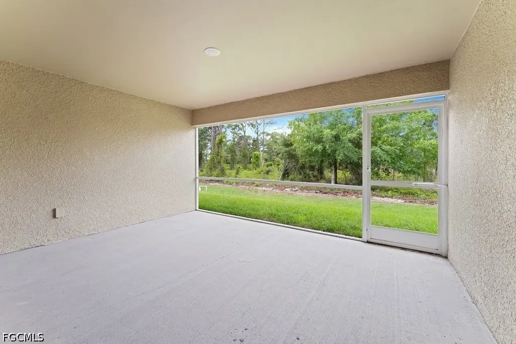 1042 Cheney Avenue S Lehigh Acres FL 33974