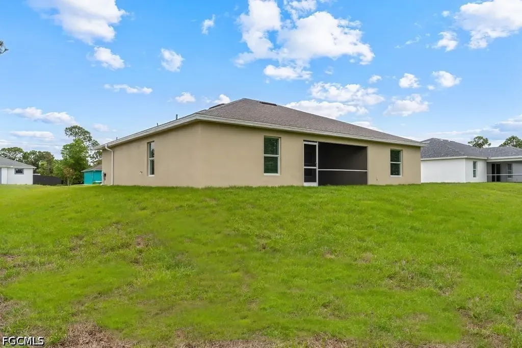 1042 Cheney Avenue S Lehigh Acres FL 33974