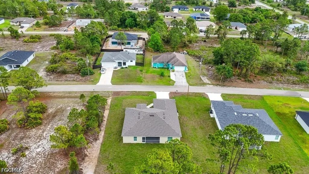 1042 Cheney Avenue S Lehigh Acres FL 33974