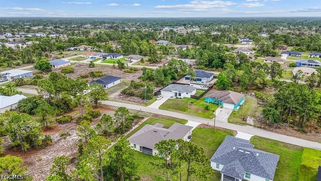 1042 Cheney Avenue S Lehigh Acres FL 33974