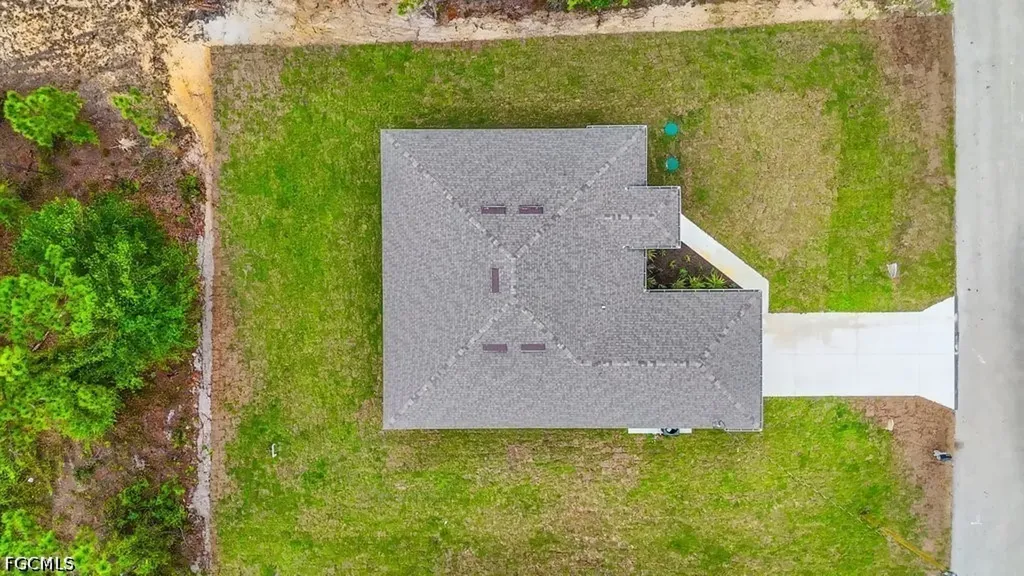 1042 Cheney Avenue S Lehigh Acres FL 33974