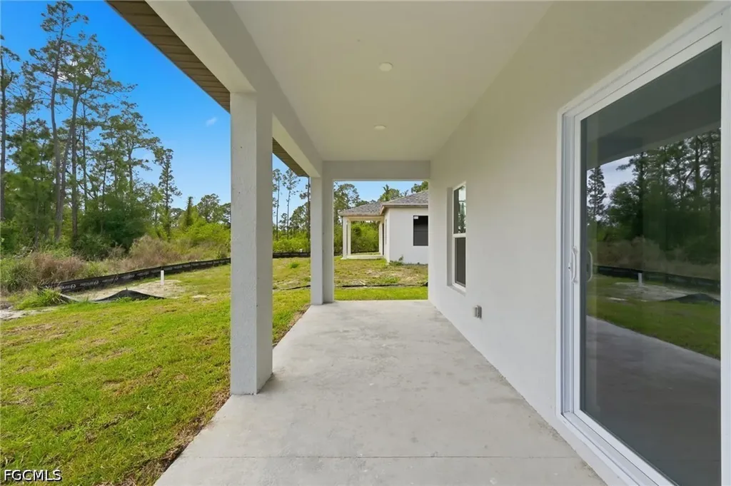 1018 Kent Street E Lehigh Acres FL 33971
